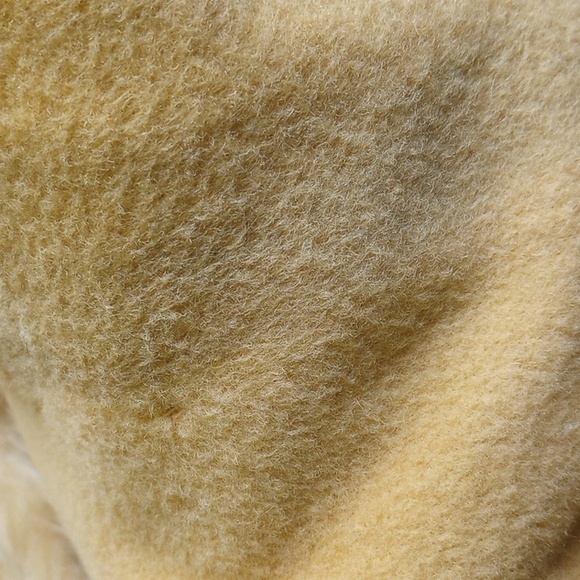Tan coat with faux fur collar - Picture 6 of 7